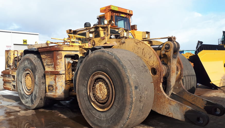Cat R2900G Underground Mining Loader