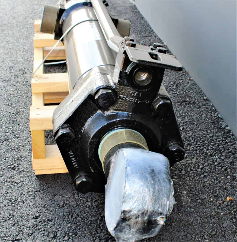 D10T REBUILT CYLINDER & VALVE GP-LIFT