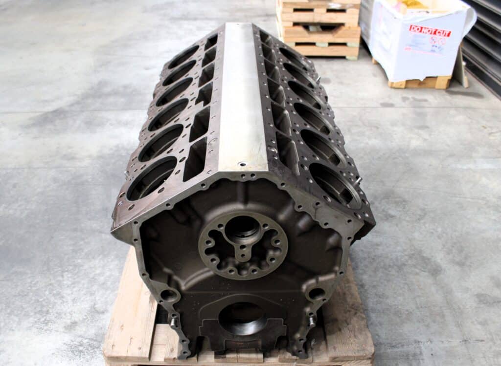 Rebuilt cylinder block for C27 engine, high-quality automotive parts.